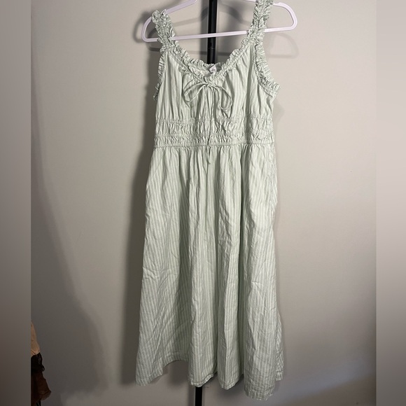 EUC Old Navy Waist-Defined Ruffled Midi Dress Green Striped Large - Picture 4 of 5